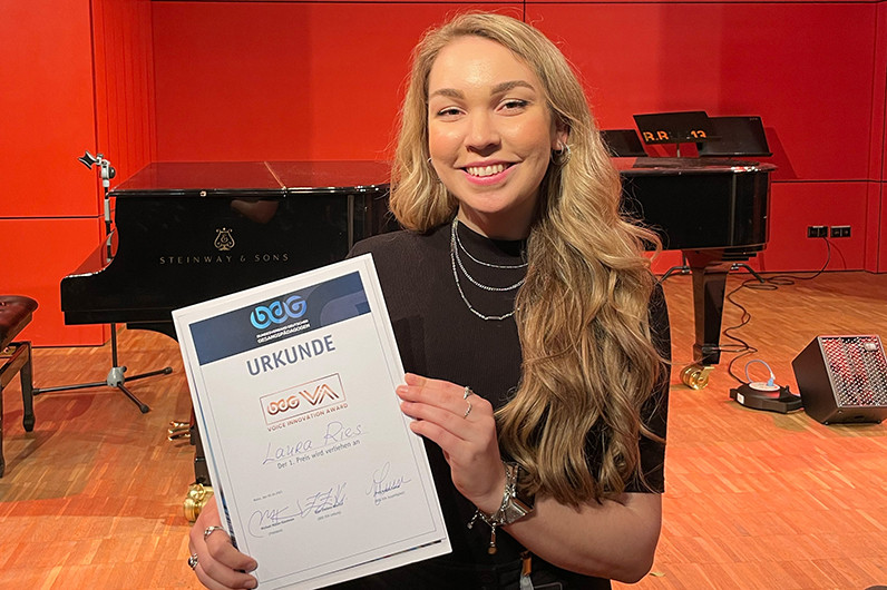 Laura Ries wins Voice Innovation Award
