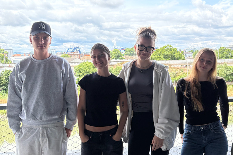 Maximilian Kitzberger, Sina Mücke, Sophia Walter und Lisa Binnewies