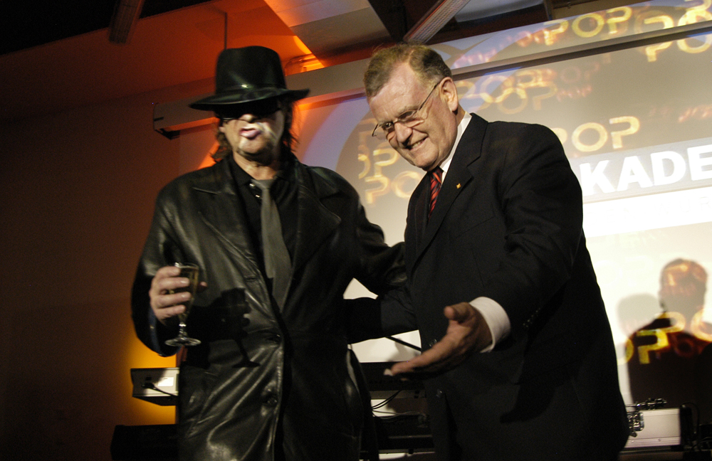 Udo Lindenberg and Erwin Teufel at the opening ceremony of the Popakademie building